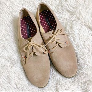 TOMMY HILFIGER • Tan + Blue Suede Honeybee Derby Oxfords
